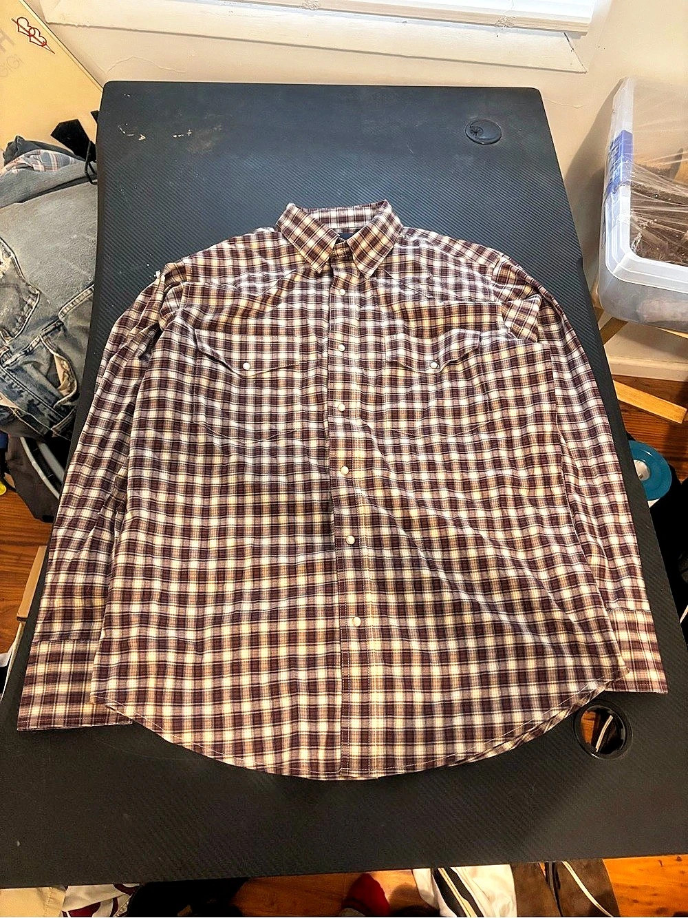 Wrangler Plaid Cotton Pearl Snap Shirt in Brown & White Size Large
